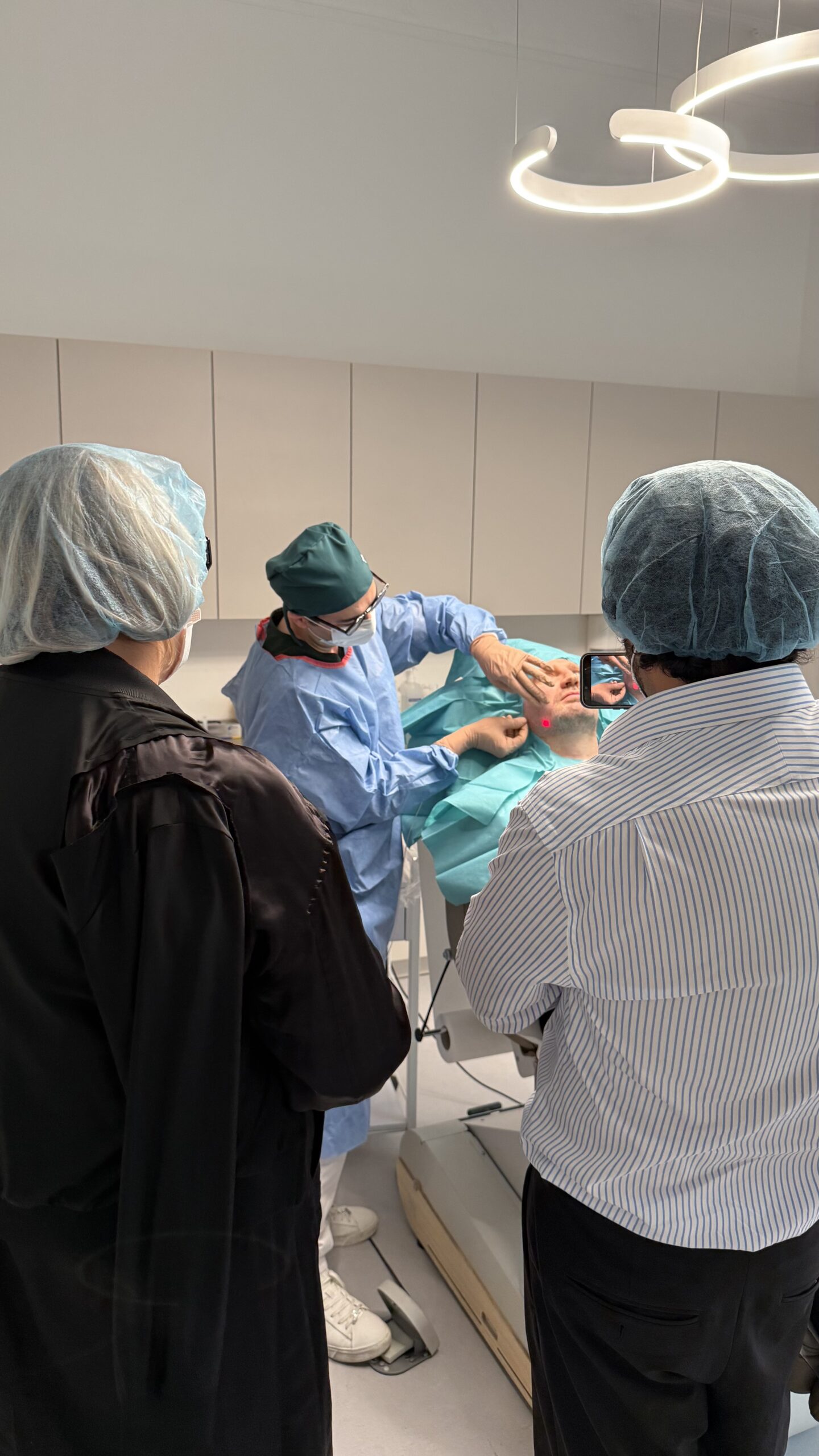 Hands-on-Training während einer Endolift-Masterclass in den Tutkun Clinics