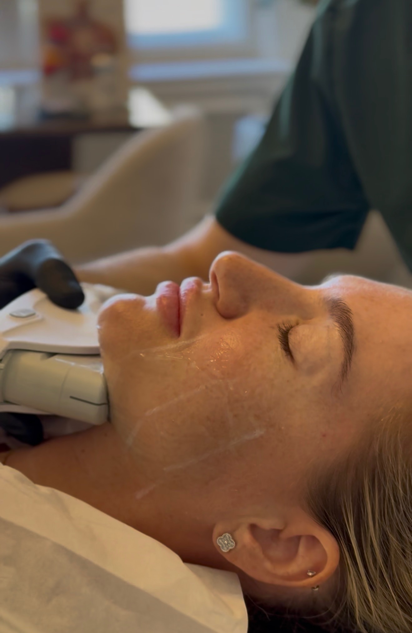 Ultraschallgestützte Behandlung in den Tutkun Clinics